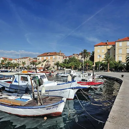 Awesome In With Wifi Holiday home Supetar